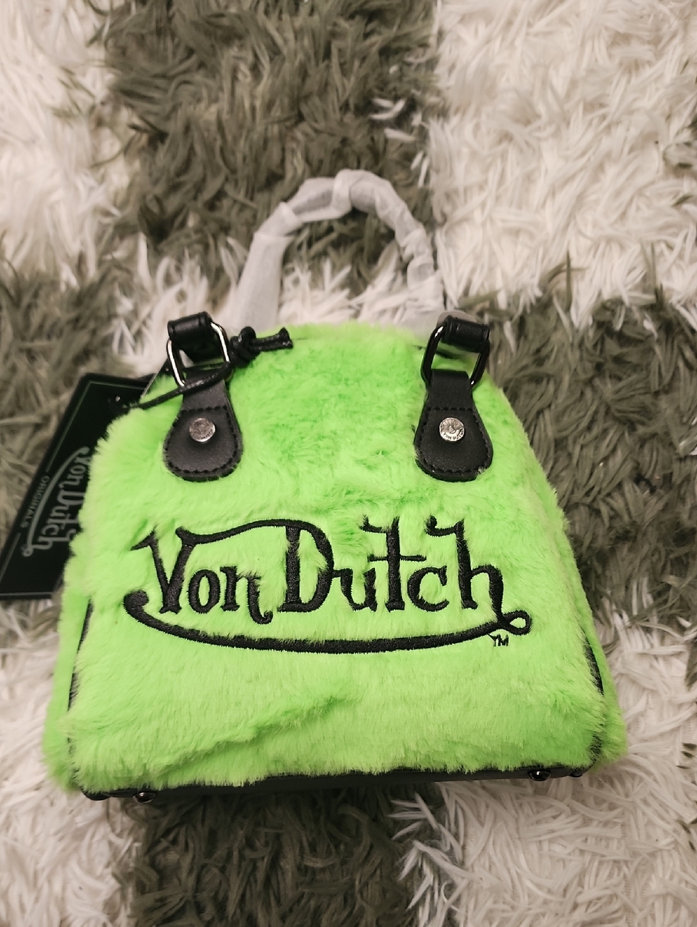 NWT Von Dutch Green Furry Bowler - Picture 1 of 2